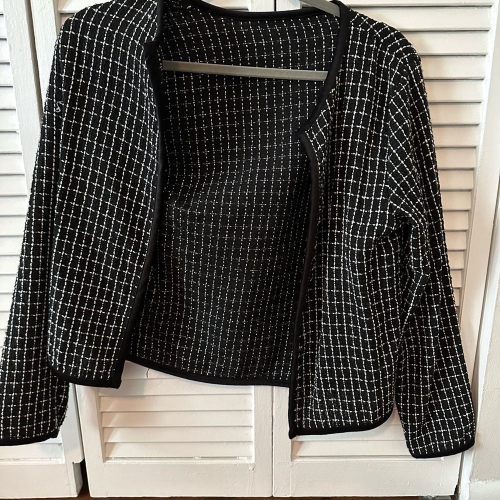 Chic Black and White Checkered Jacket